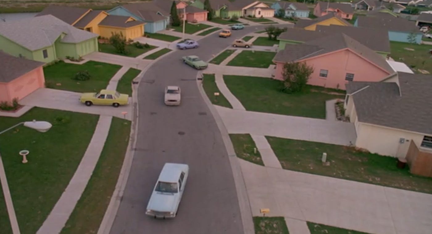 How They Made It: The Pastel Suburbs of 'Edward Scissorhands' - The Ringer