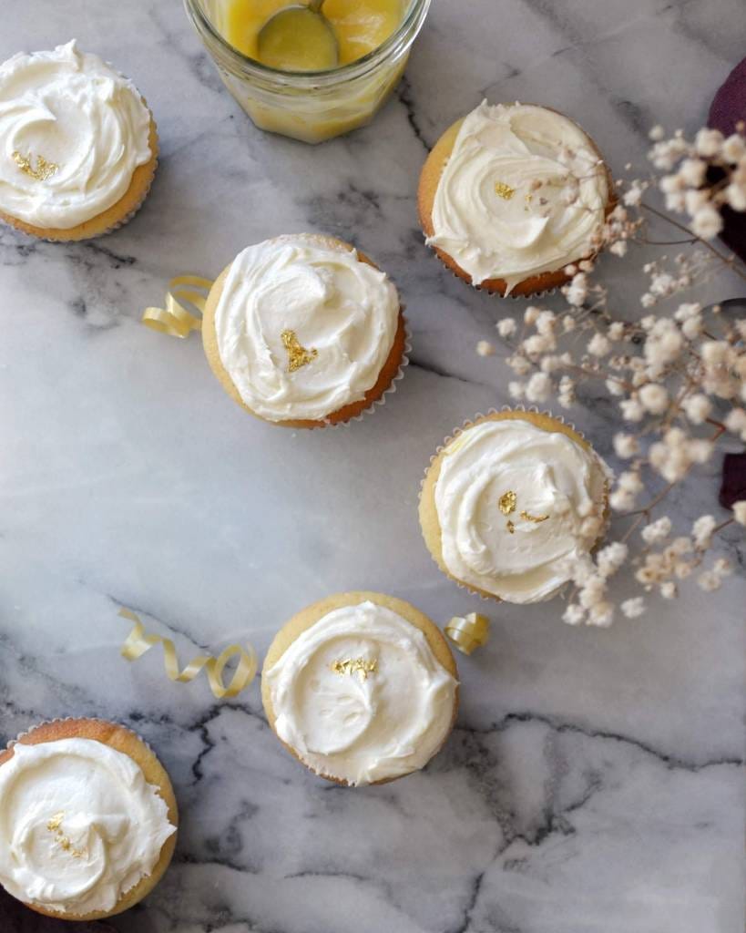 small batch lemon curd cupcakes