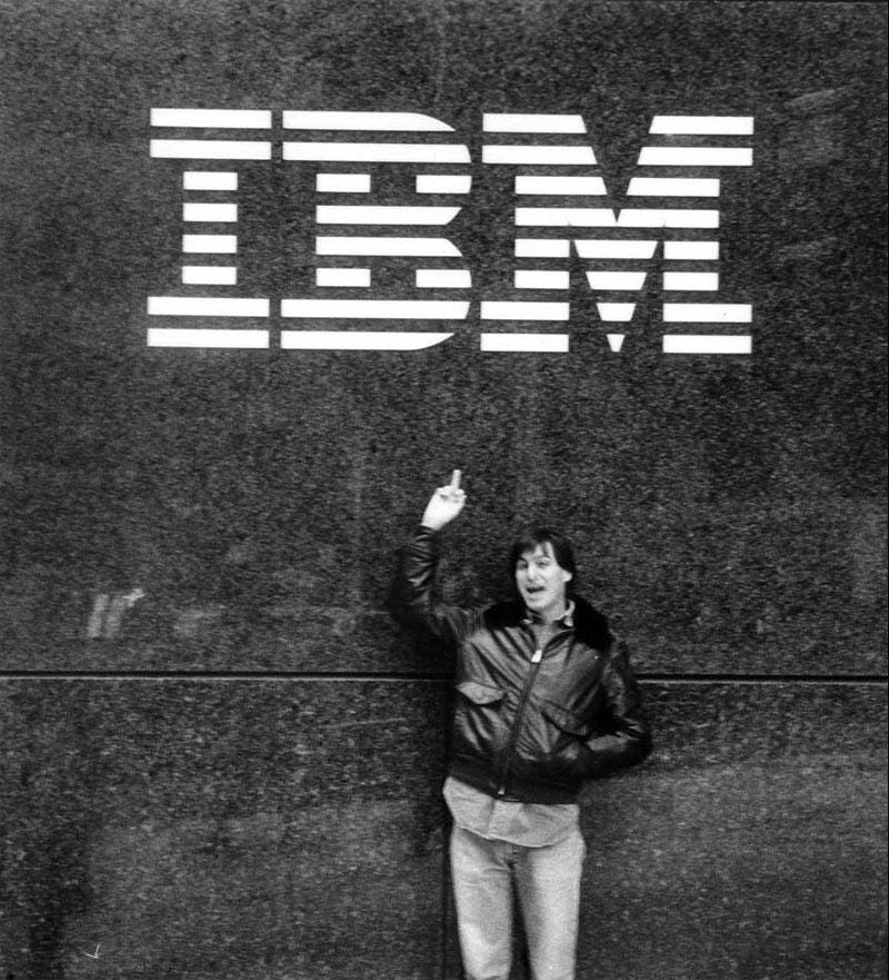 Rare photo pictures young, rebellious Steve Jobs flipping IBM the bird |  AppleInsider