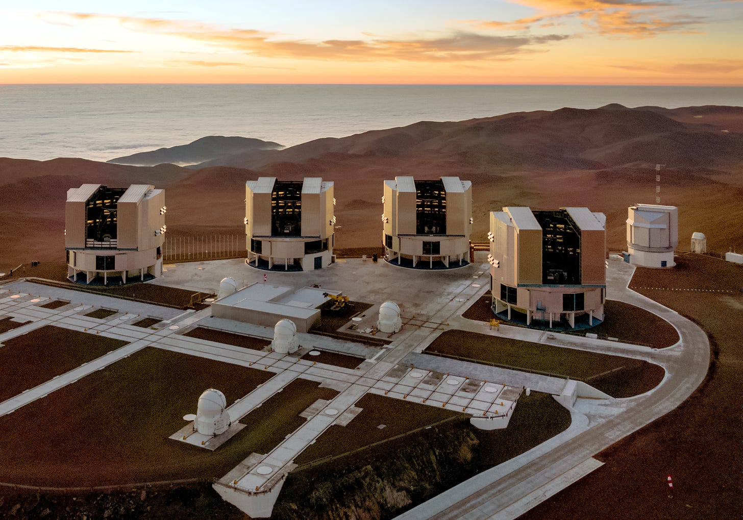 Very Large Telescope - Wikipedia