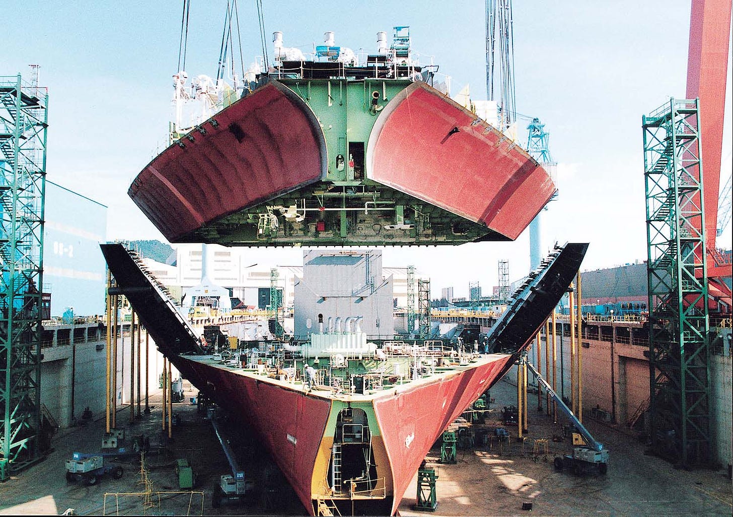 Korean shipyards command 37% of global orders in 2021, best in 8 years -  Shipping Herald