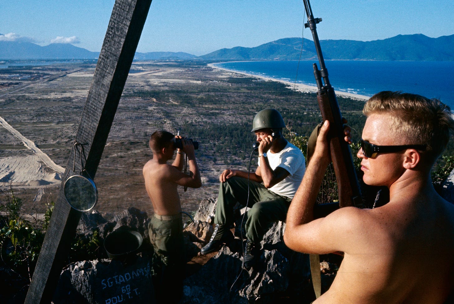 marines-arrive-at-da-nang - Vietnam War Pictures - Vietnam War ...