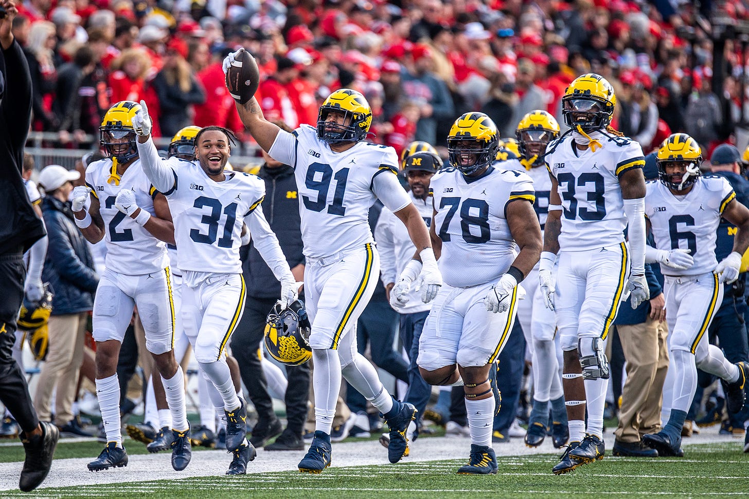 SportsMonday: Michigan is a football school. Don't forget it