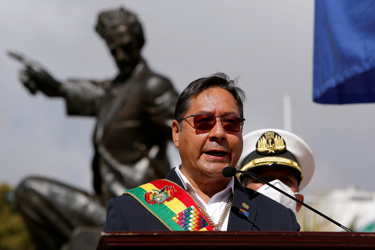 El presidente boliviano Luis Arce en una ceremonia que marca el reclamo del país del acceso marítimo, perdido a Chile después de la Guerra del Pacífico, en una foto del 23 de marzo 2022 (REUTERS/Manuel Claure/archivo)