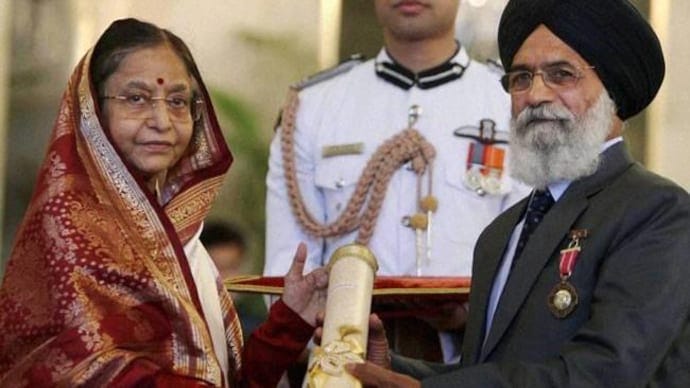 Punjabi poet Surjit Patar returns Padma Shri over Centre's attitude towards farmers' demands