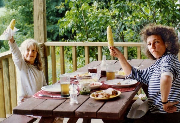 Ms. Colwin&rsquo;s husband, Juris Jurjevics, photographed his wife and their daughter, Rosa, around 1990, in a salute with corn on the cob.