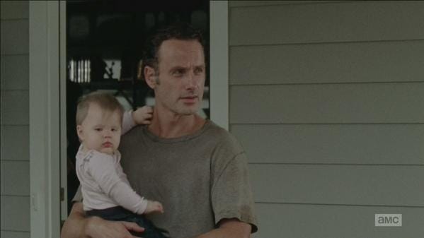 clean shaven rick with baby walking dead 2015