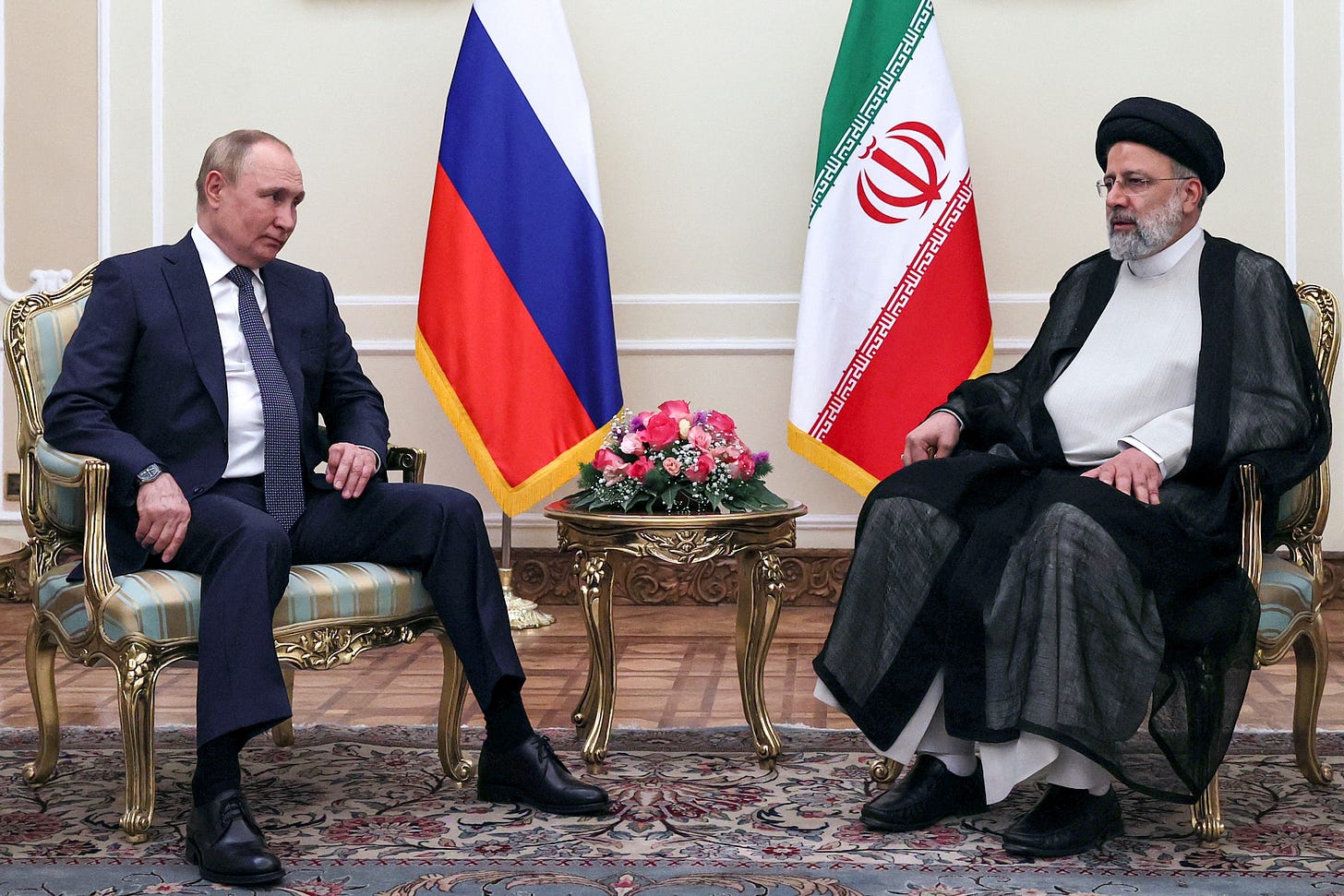 Alone together: How the war in Ukraine shapes the Russian-Iranian  relationship | ECFR