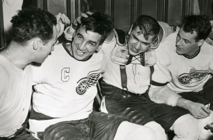 NHLPA founder, Hockey Hall of Famer Ted Lindsay dies at 93 years old