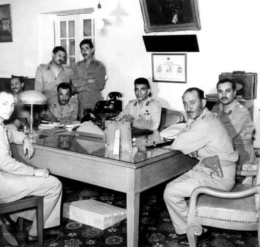 Il vertice dei Liberi Ufficiali nel 1953 dopo la presa del potere.