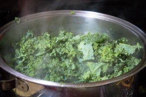 cooking kale 