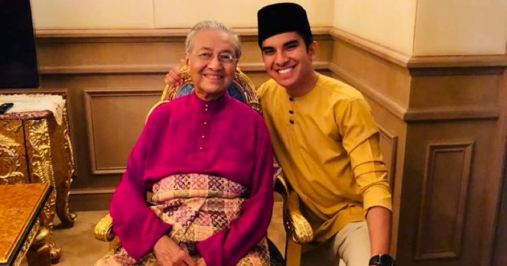 Youth minister Syed Saddiq allegedly persuaded Mahathir not to resign over  new Johor Chief Minister issue - Mothership.SG - News from Singapore, Asia  and around the world