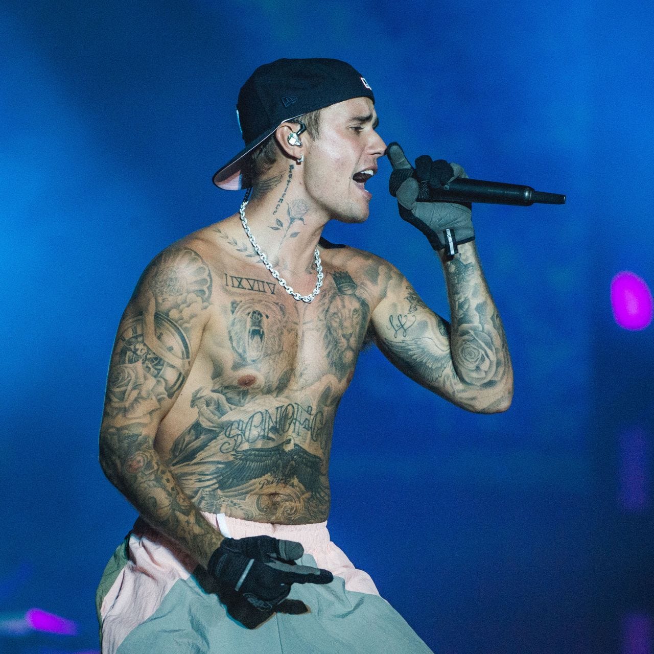 Justin Bieber Nears Roughly $200 Million Deal to Sell Music ...