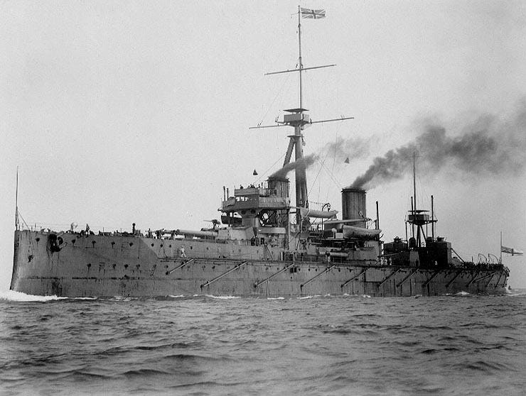 HMS Dreadnought (1906) - Wikipedia