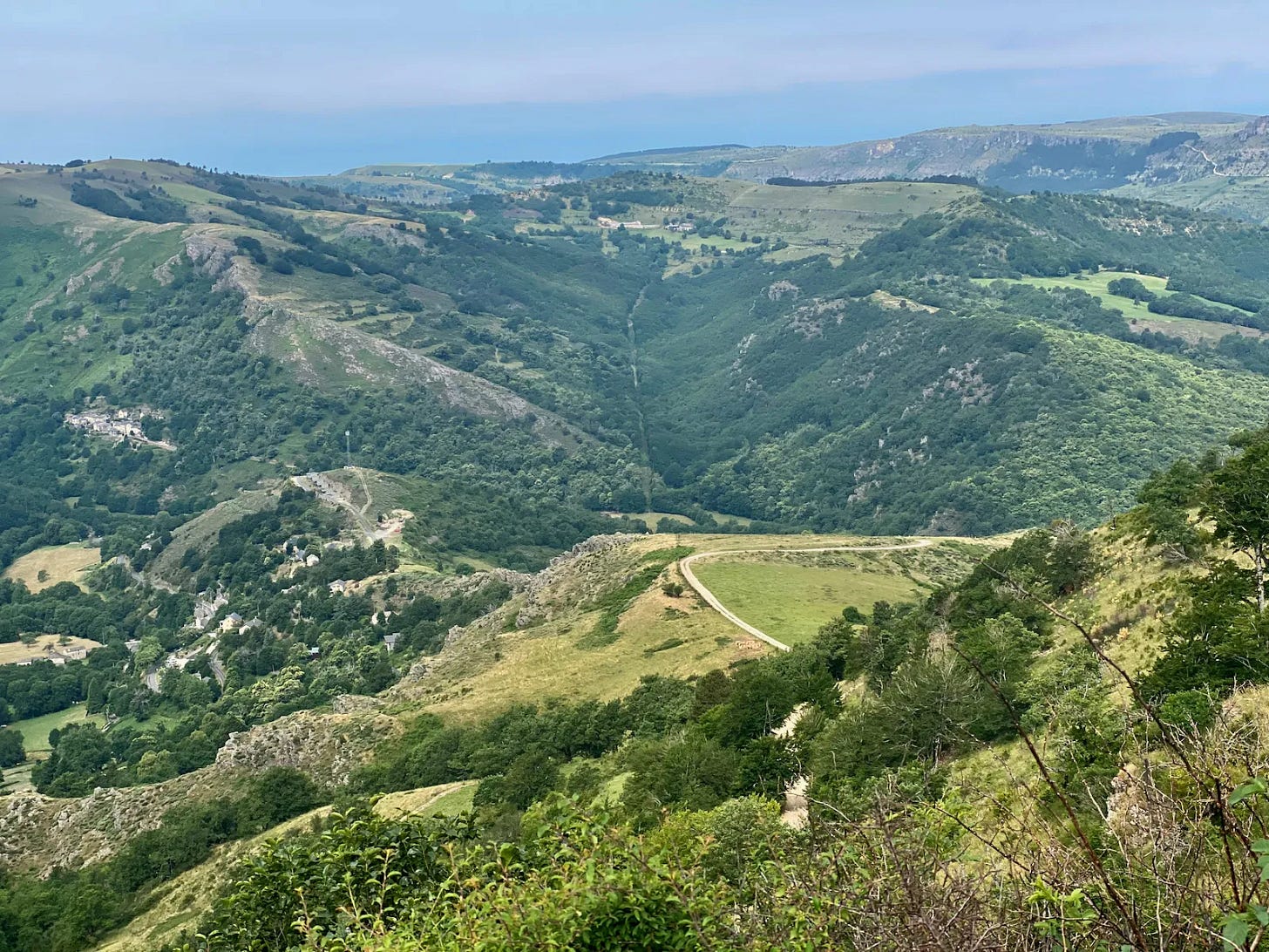 Vers Barre des Cévennes Vers Barre des Cévennes