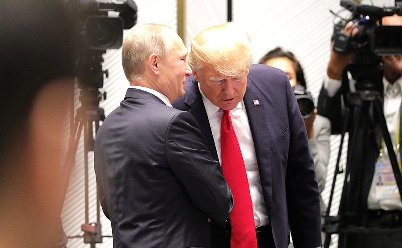 File:Vladimir Putin & Donald Trump at APEC Summit in Da Nang, Vietnam, 11 November 2017 (04).jpg