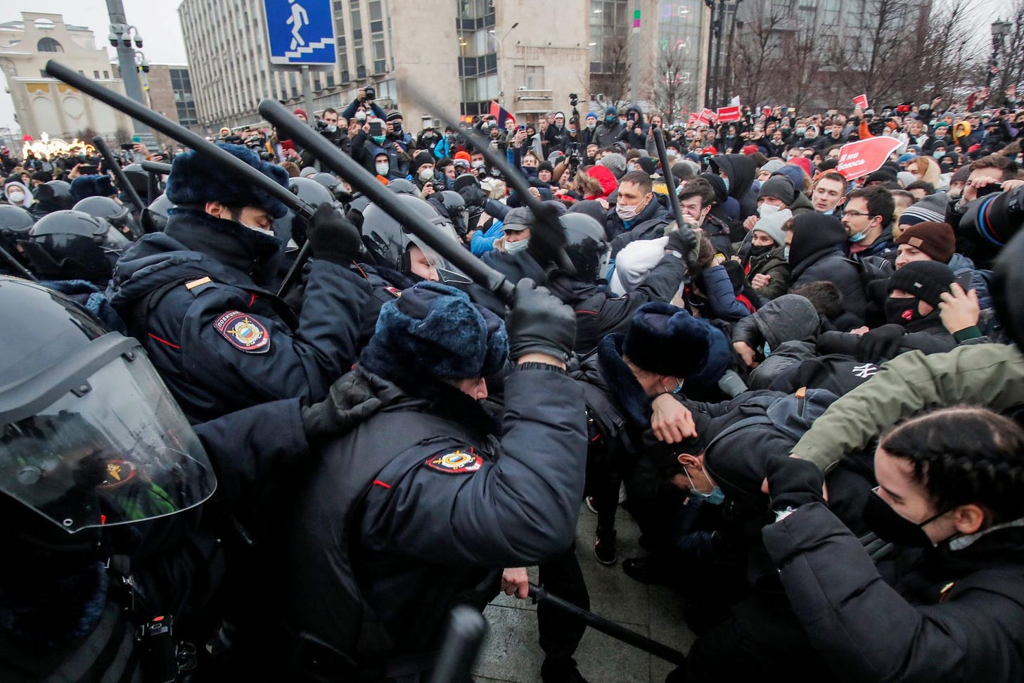 Russia's Navalny protests provoke mixed emotions in Ukraine - Atlantic  Council