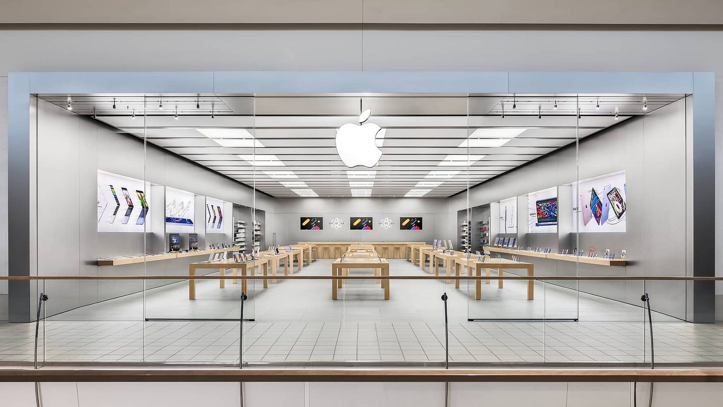 Apple Northlake Mall in 2022.