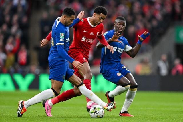 Liverpool vs Chelsea: How to buy tickets, predicted line ups and  head-to-head record - Yahoo Sports