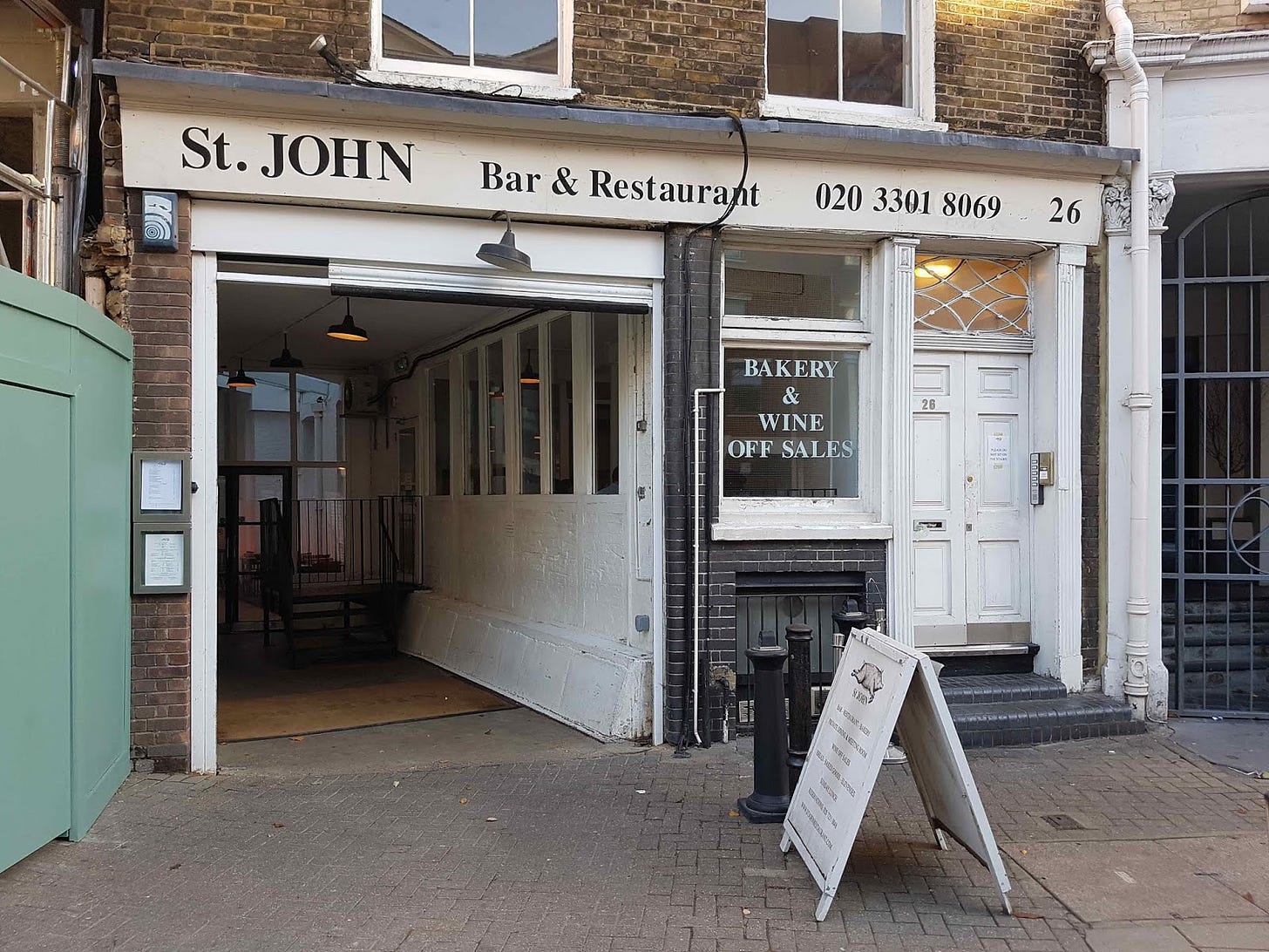 Gourmet Gorro - Cardiff food blog featuring restaurant reviews from Wales  and beyond: St John, Smithfield, London restaurant review