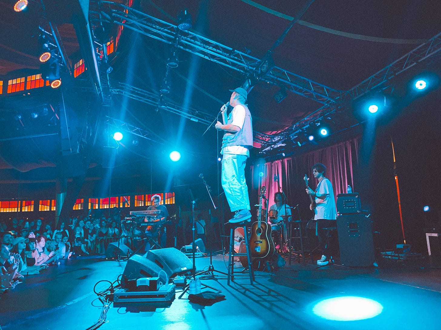 Mac DeMarco no Cabaret Sauvage em Paris, 24 de julho de 2023. Foto: Isadora Zottis.