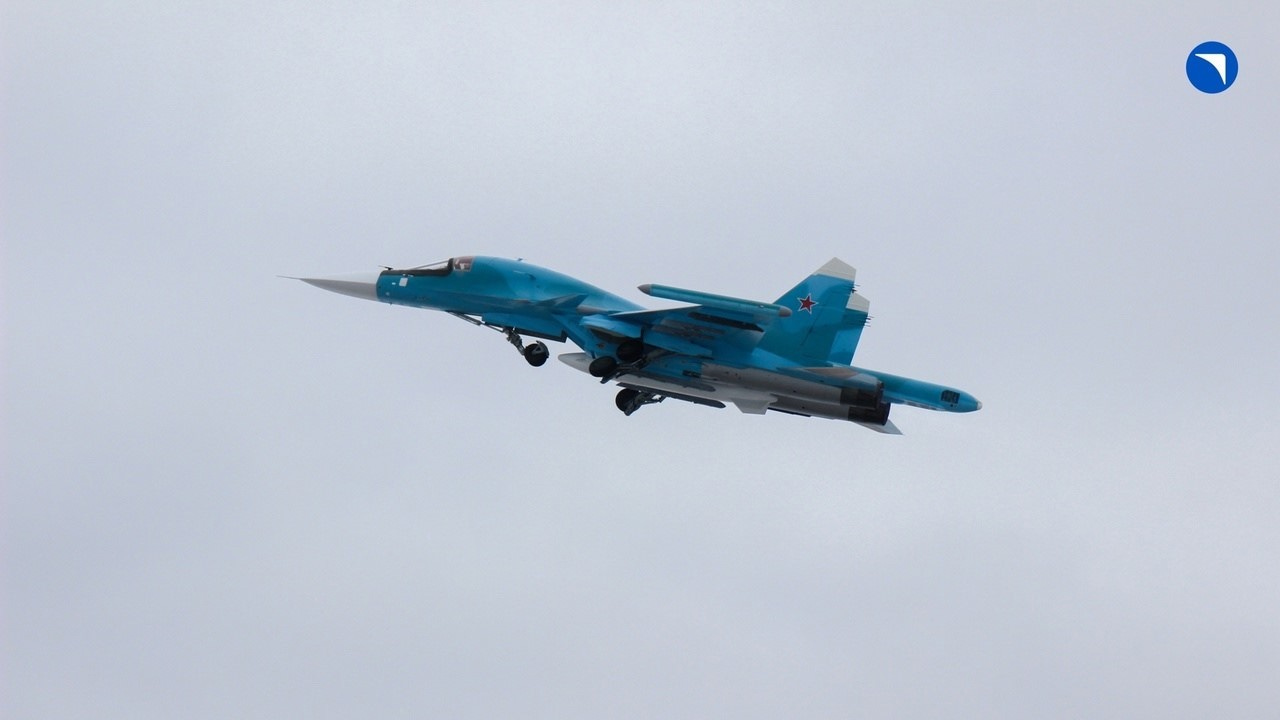 Russian Aerospace Forces Receives Brand New Su-34 Fighter Bombers (Video)