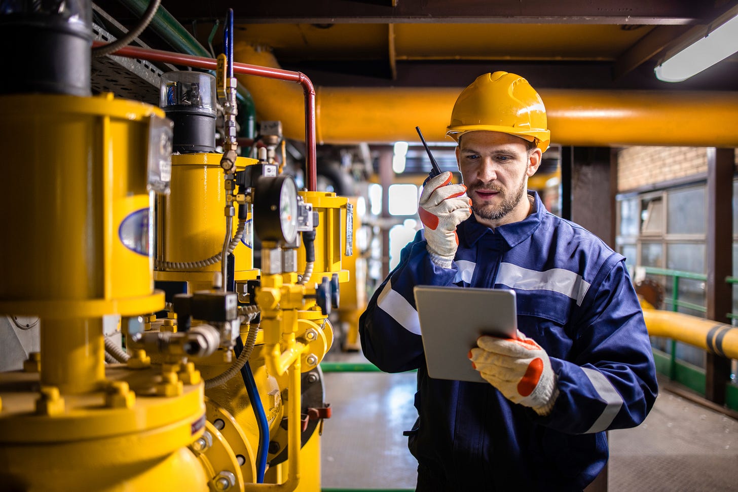 Operator-shutterstock_2169348855