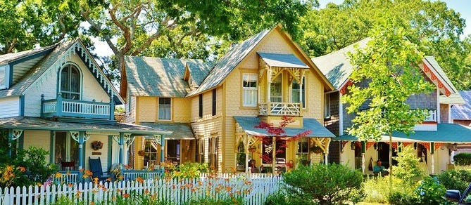Martha's Vineyard Daytrip from Boston with Round-Trip Ferry & Island Tour  Option