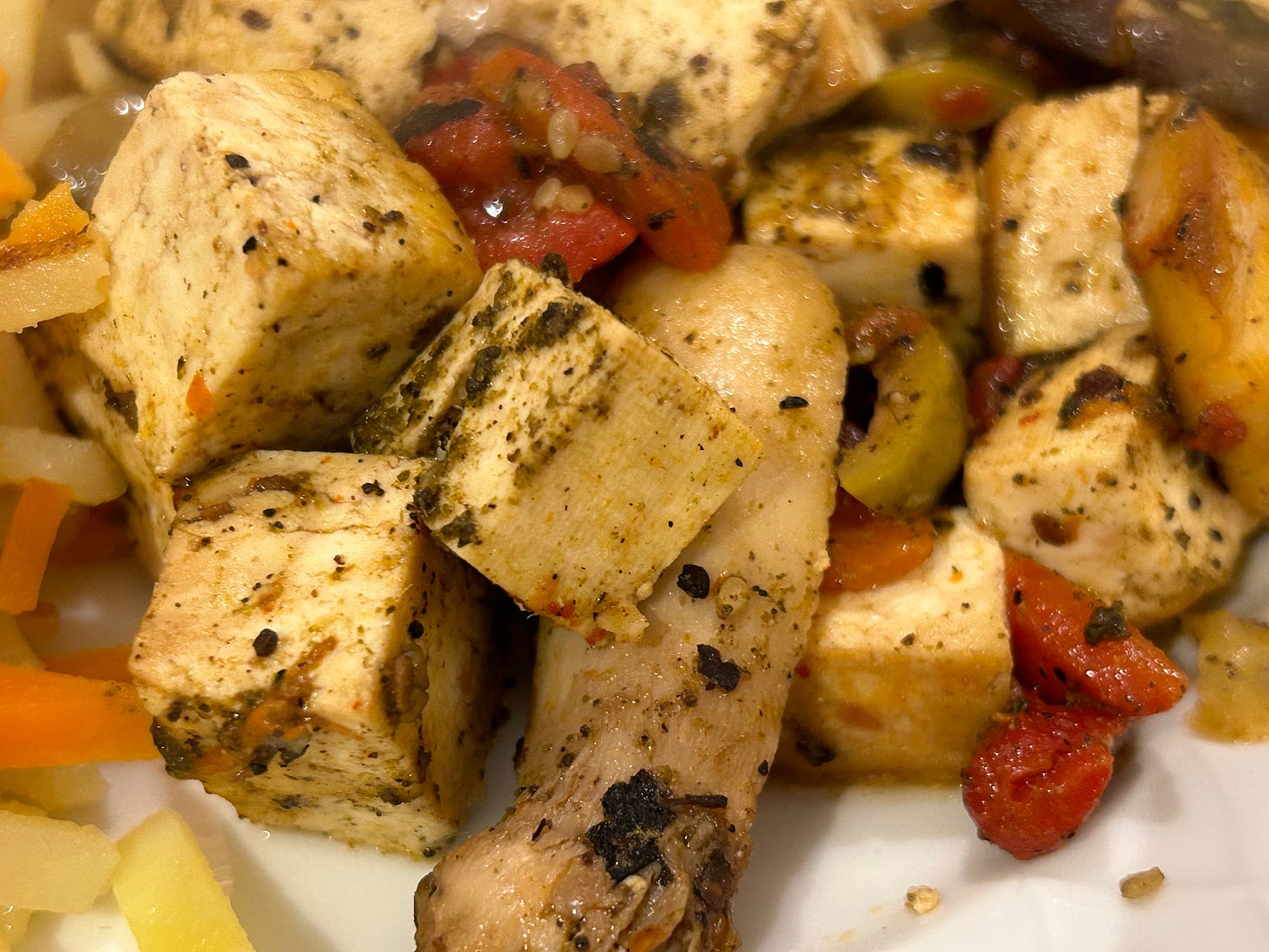 za'atar tofu, king trumpet mushrooms, red peppers and green olives
