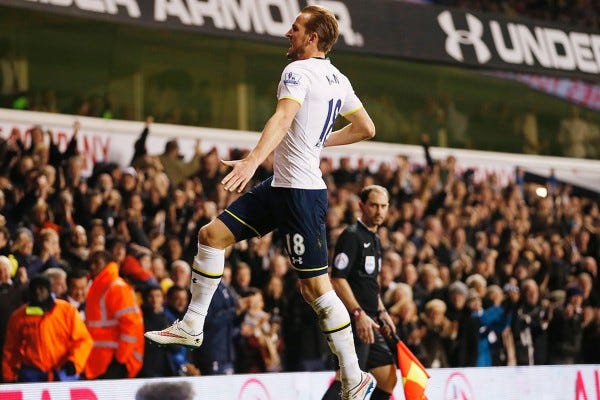 harry kane jumping high for arsenal soccer balls 2015 images