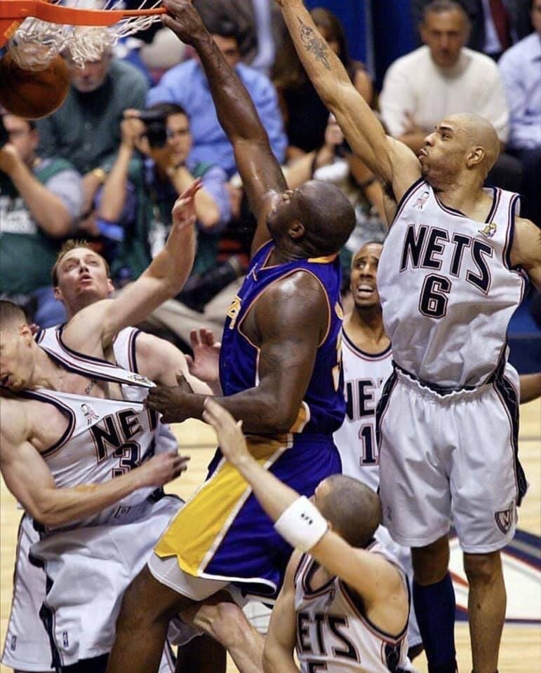 Shaq dunks on all five Nets players : r/pics