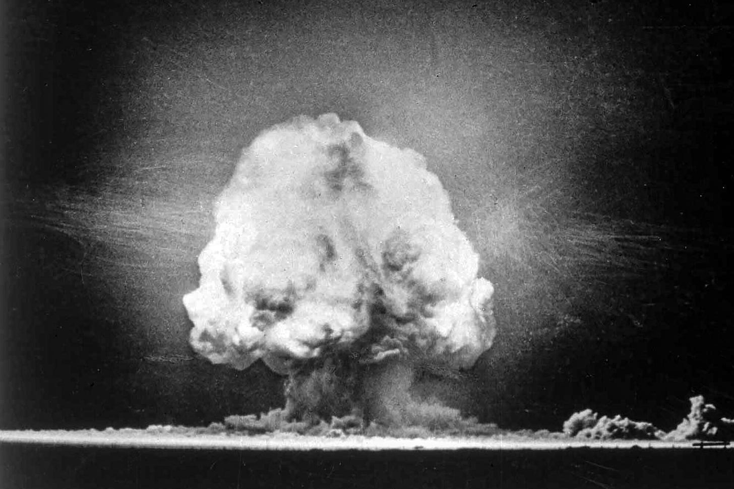 Trinity Nuclear Test's Fallout Reached 46 States, Canada and Mexico, Study  Finds - The New York Times