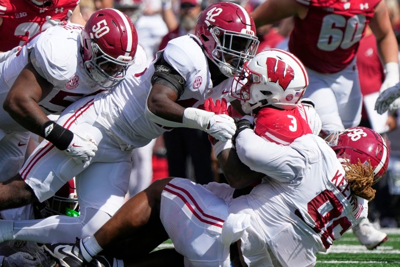 Here are our grades for Alabama football in rout of Wisconsin - al.com