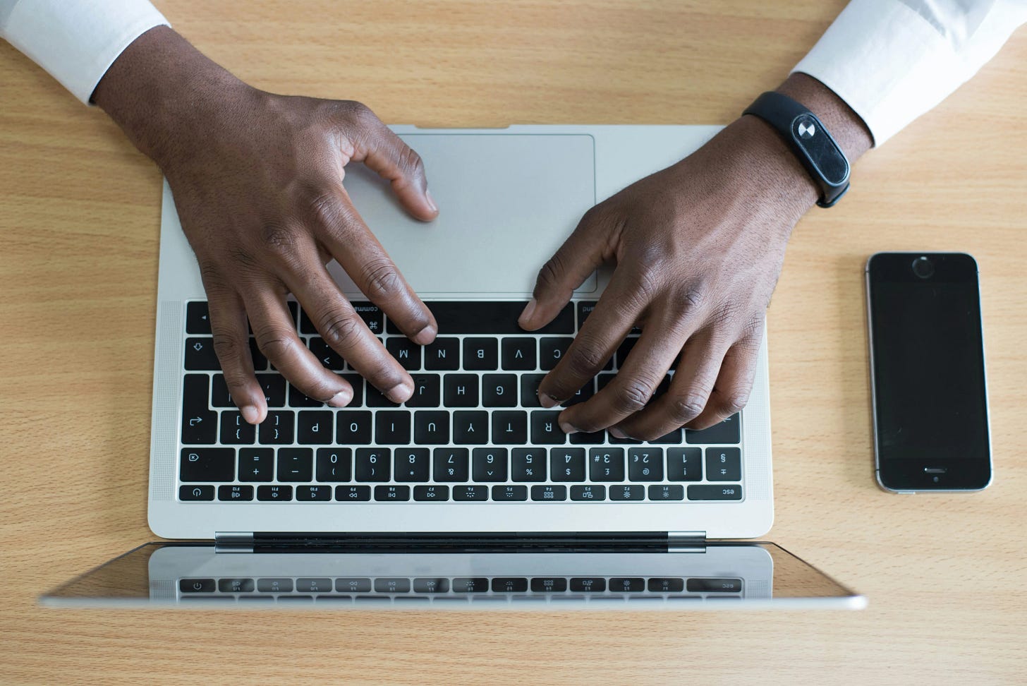 How to Get Ghostwriting Jobs: 10+ Places Hiring Now