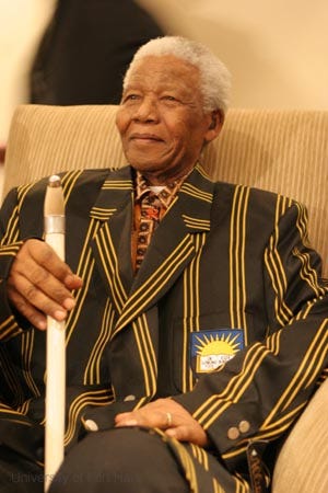 94-year-old MANDELA undergoes surgery to remove gallstones; recovering
