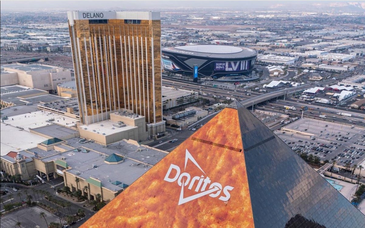 Photo: Designated Media Hotel For Super Bowl In Las Vegas Is Wild - The  Spun: What's Trending In The Sports World Today