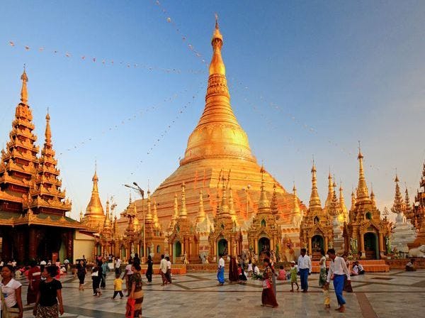 Shwedagon Pagoda, the golden statement in Myanmar | Cultural Travel Guide