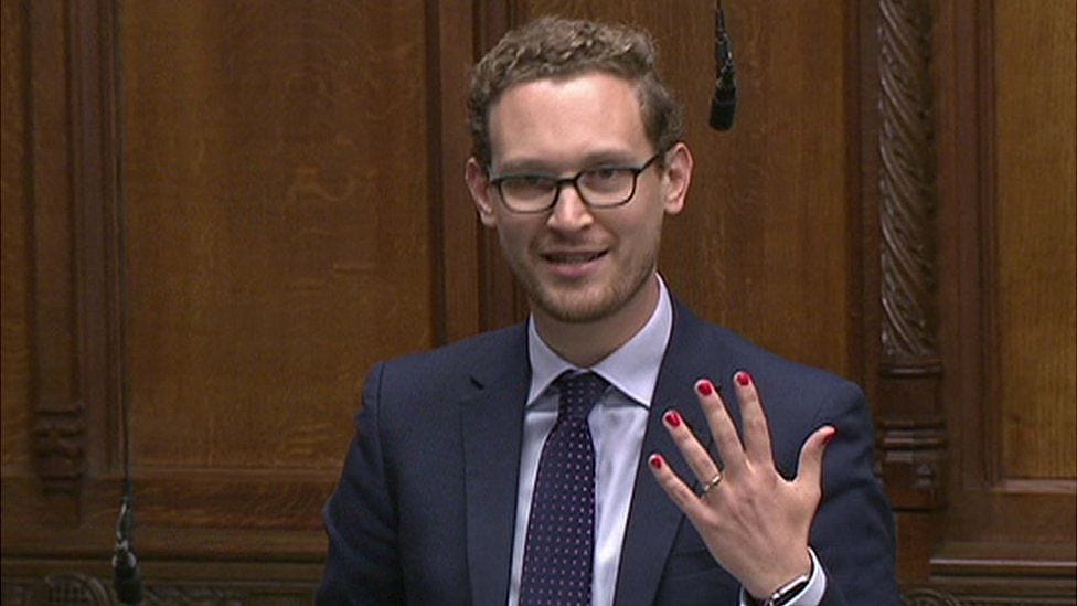 MP Darren Jones sports painted nails in slavery awareness stunt - BBC News