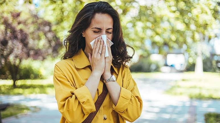 can bright light make you sneeze