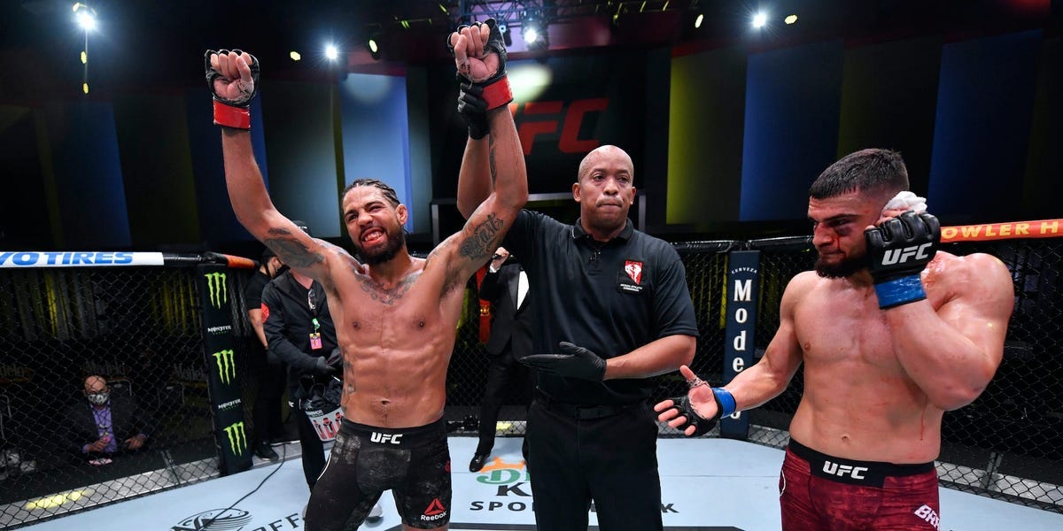 PHOTOS: Max 'Pain' Griffin Almost Rips UFC Opponent's Ear Off - Business  Insider