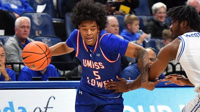 River Hawks' Comeback Efforts Come Up Just Short, Falling to Saint Louis,  93-90 - UMass Lowell Athletics