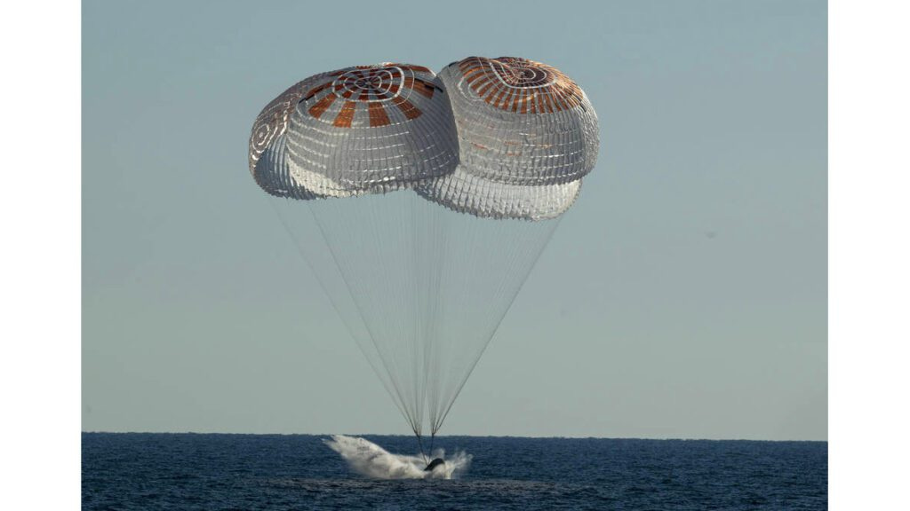 Crew-4 Astronauts Splashdown