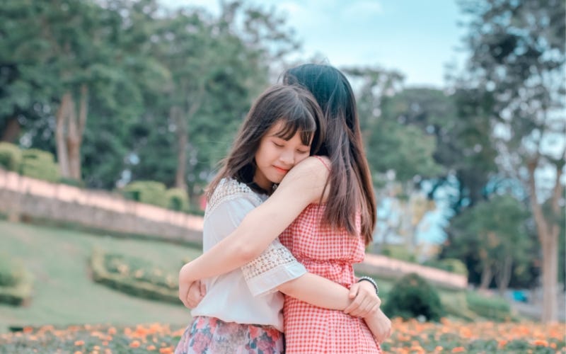 Mother-daughter relationships can be so good, and so difficult. Want to improve yours? I have five simple tips for you that I believe will help.