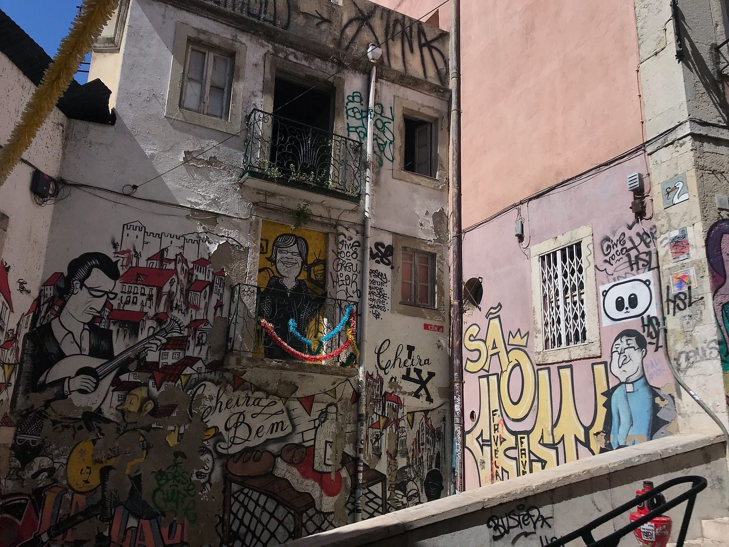 Solo travel stories what it's like to fall in love in another country by food and travel writer Courtney Jill Bishop. 