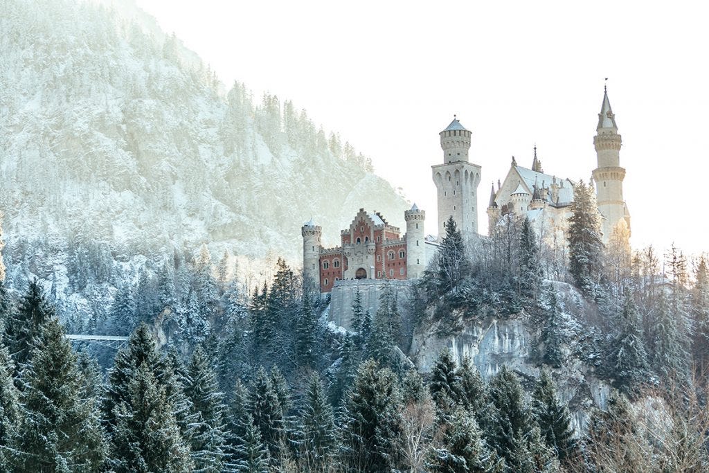Neuschwanstein Castle in Winter - What you need to know before you visit!