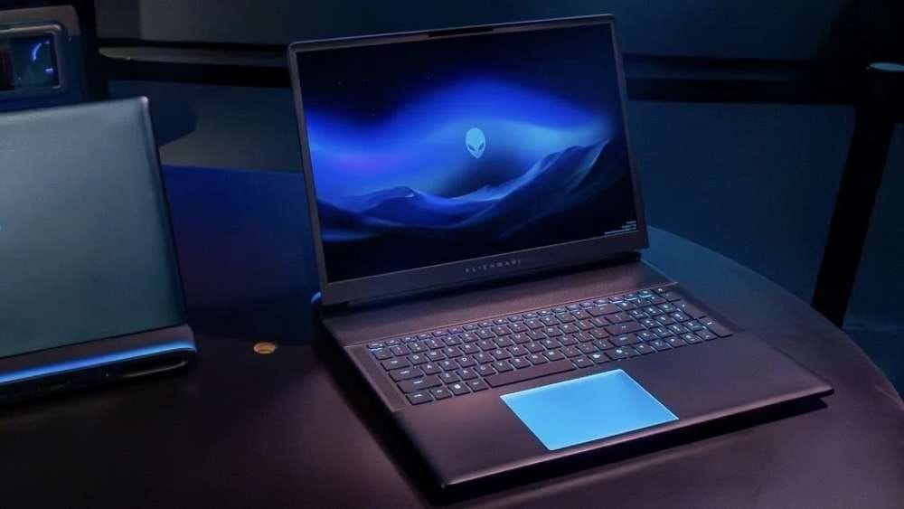 AREENWARE AREA-51 LAPTOP GAMING