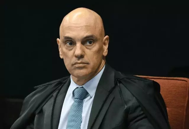 Alexandre de Moraes ordena suspensión de X, ex Twitter, en Brasil