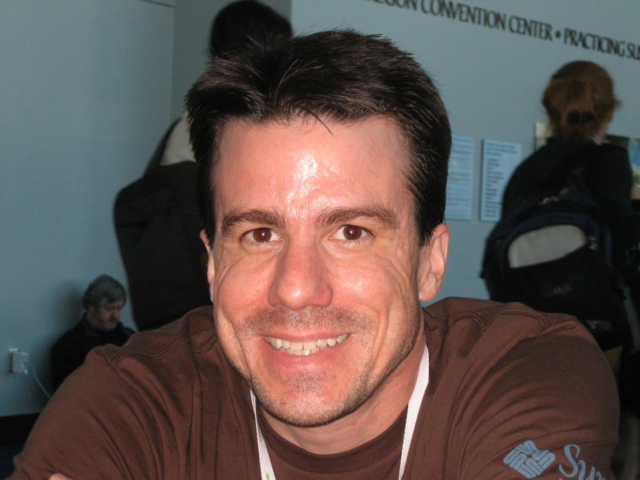 Criador do Debian, Ian Murdock faleceu hoje aos 42 anos - Diolinux - O ...