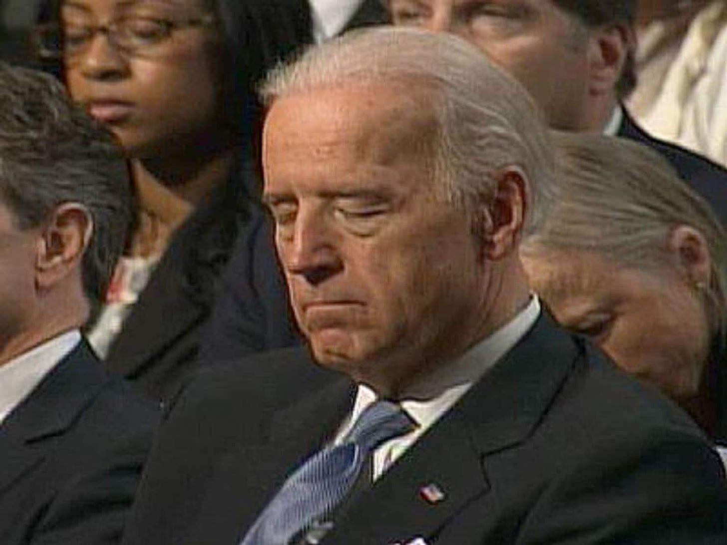 Vice President Biden appears to doze during speech - The Washington Post