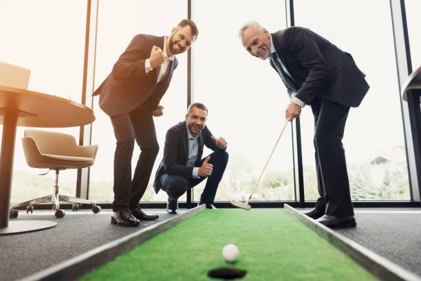 11 Reasons Why You Should Golf for Business | Deemples Golf